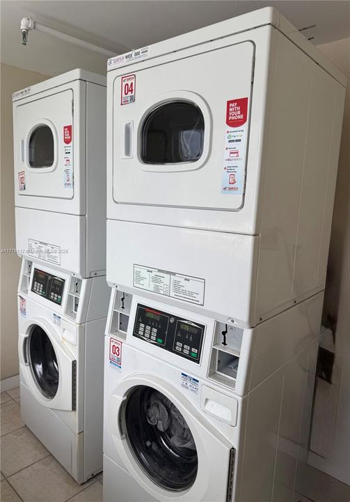 Recently Sold: $308,000 (1 beds, 1 baths, 461 Square Feet)