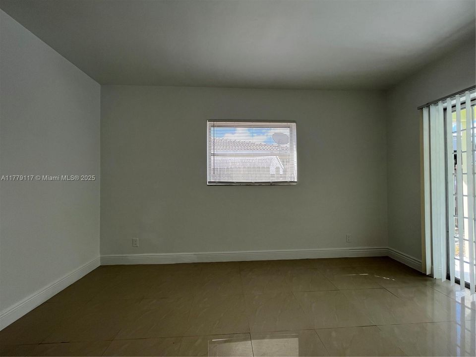 最近租的: $3,900 (4 贝兹, 2 浴室, 1490 平方英尺)