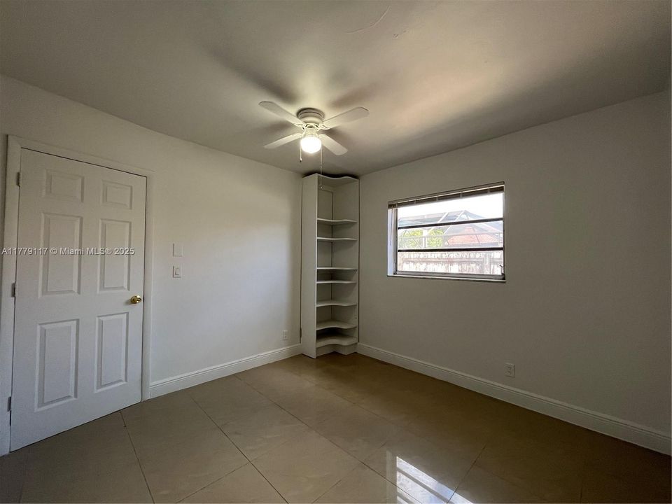 最近租的: $3,900 (4 贝兹, 2 浴室, 1490 平方英尺)