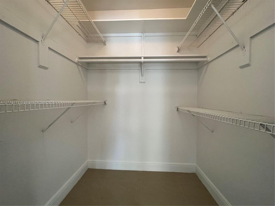 最近租的: $3,900 (4 贝兹, 2 浴室, 1490 平方英尺)