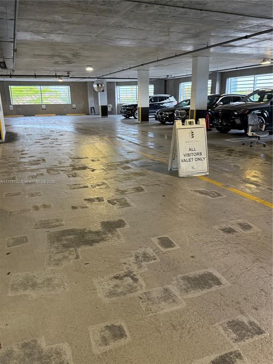 Recently Rented: $2,000 (0 beds, 0 baths, 0 Square Feet)