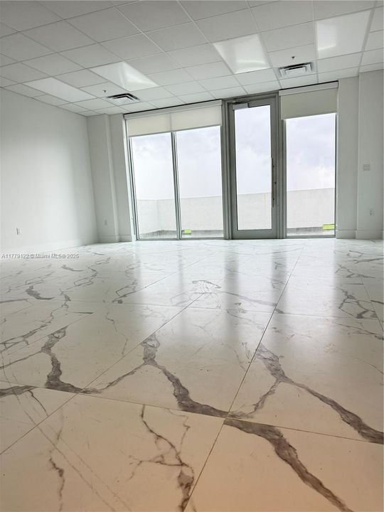 Recently Rented: $2,000 (0 beds, 0 baths, 0 Square Feet)