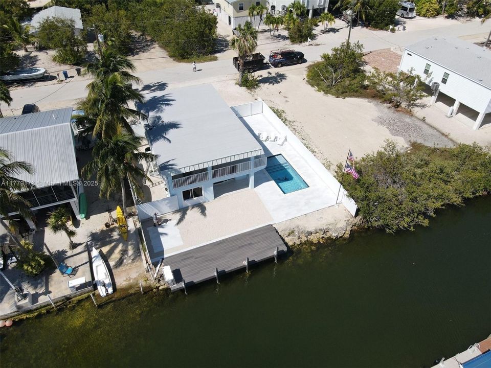 Недавно арендовано: $5,900 (4 спален, 2 ванн, 884 Квадратных фут)