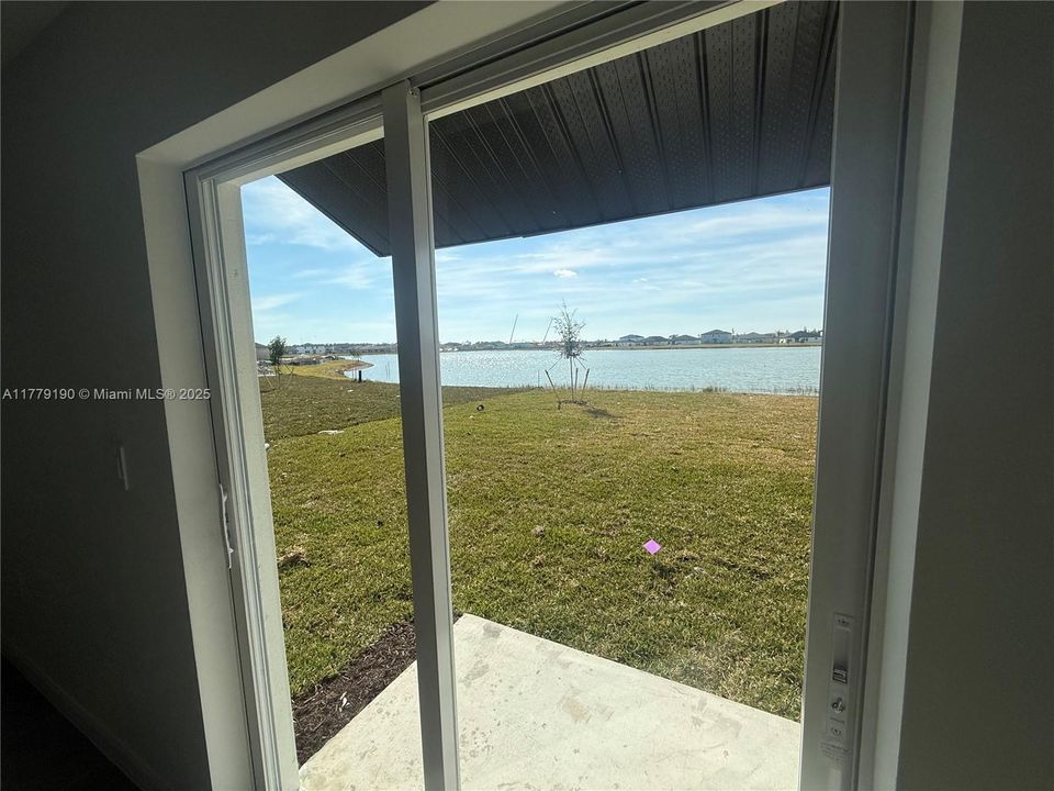 最近租的: $2,200 (3 贝兹, 2 浴室, 0 平方英尺)