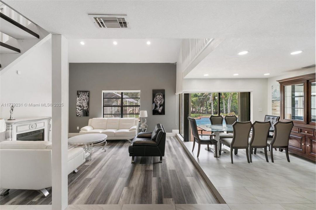 Vendido Recientemente: $825,000 (4 camas, 2 baños, 2252 Pies cuadrados)