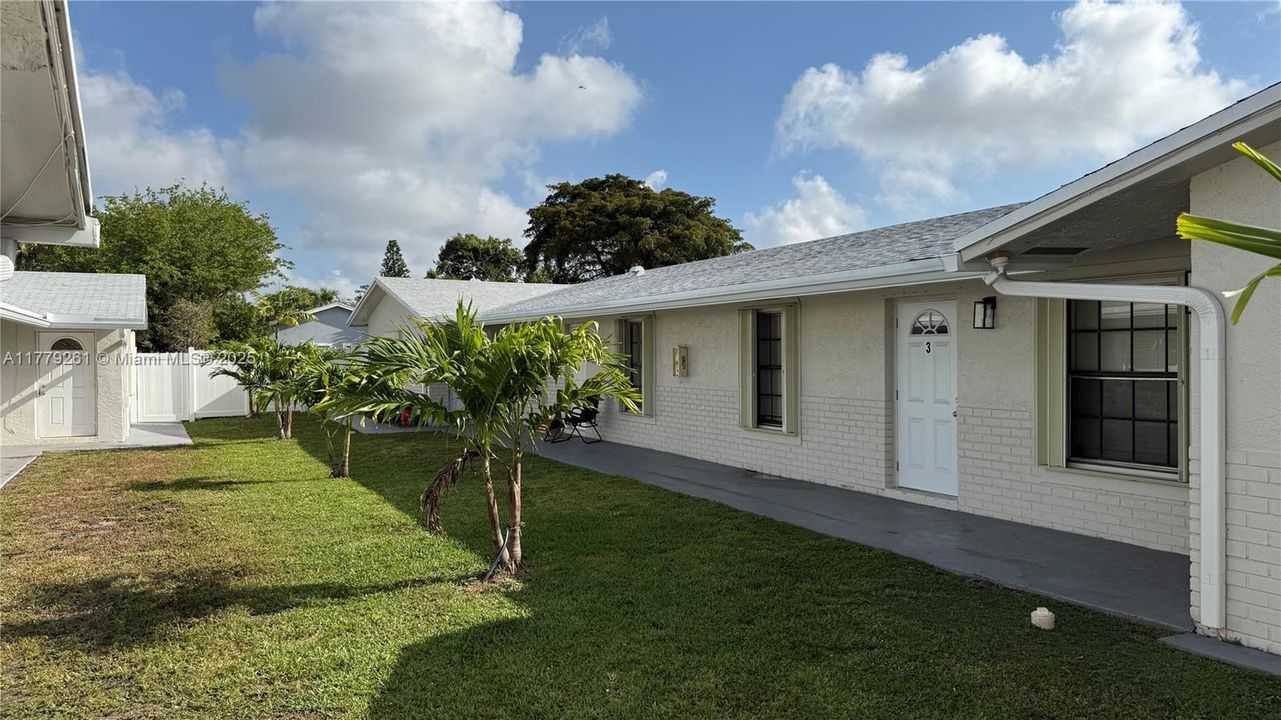 待售: $1,200,000 (0 贝兹, 0 浴室, 2847 平方英尺)