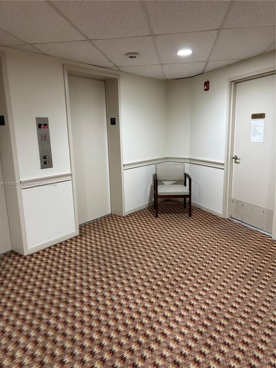 Active With Contract: $140,000 (2 beds, 2 baths, 1350 Square Feet)