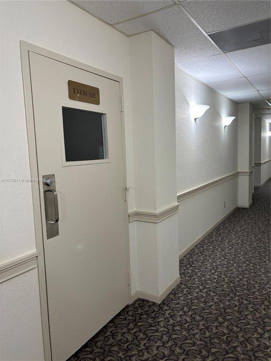 Active With Contract: $140,000 (2 beds, 2 baths, 1350 Square Feet)