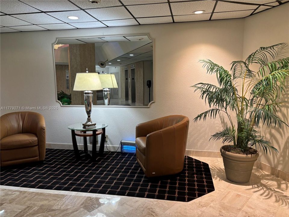 Active With Contract: $140,000 (2 beds, 2 baths, 1350 Square Feet)