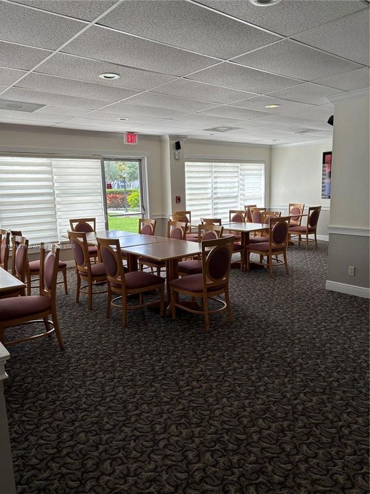 Active With Contract: $140,000 (2 beds, 2 baths, 1350 Square Feet)