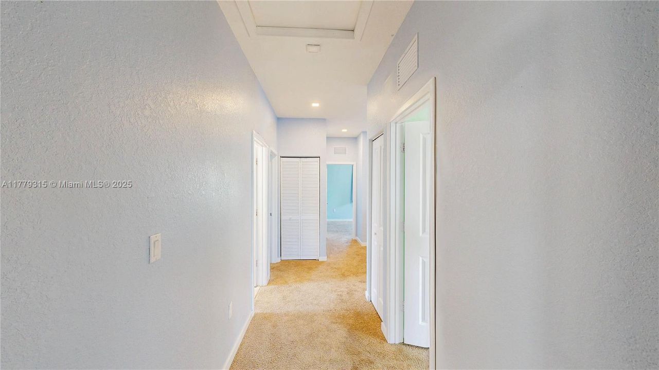 Recently Sold: $499,000 (4 beds, 2 baths, 2264 Square Feet)