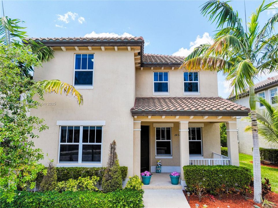 Recently Sold: $499,000 (4 beds, 2 baths, 2264 Square Feet)