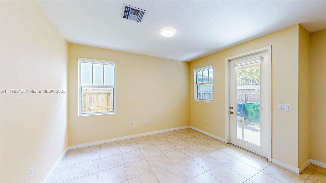 Recently Sold: $499,000 (4 beds, 2 baths, 2264 Square Feet)