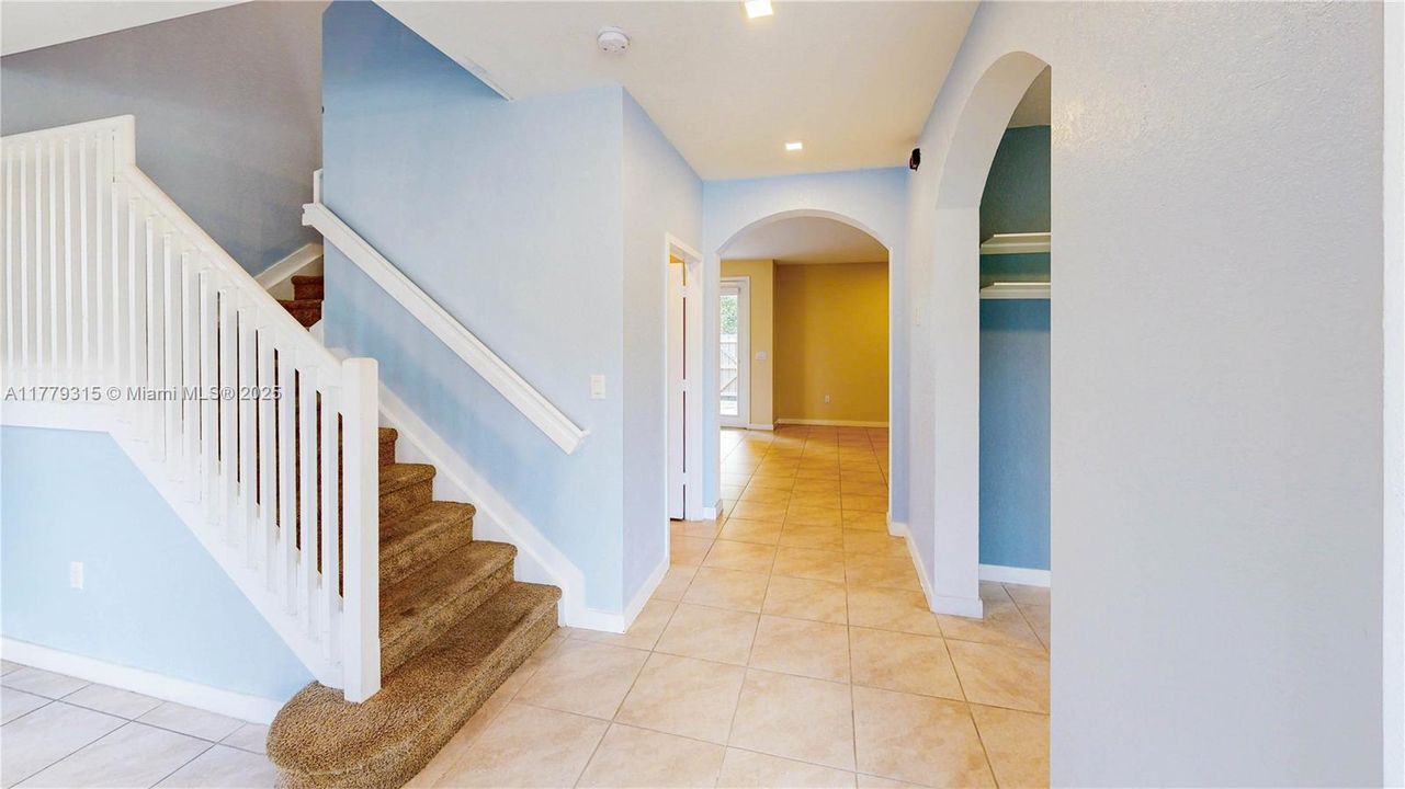 Recently Sold: $499,000 (4 beds, 2 baths, 2264 Square Feet)