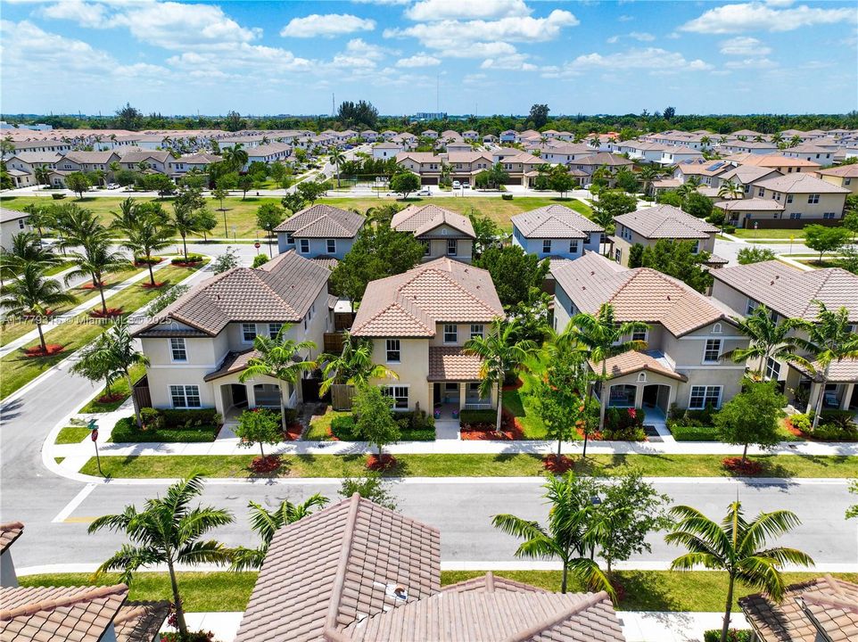 Recently Sold: $499,000 (4 beds, 2 baths, 2264 Square Feet)