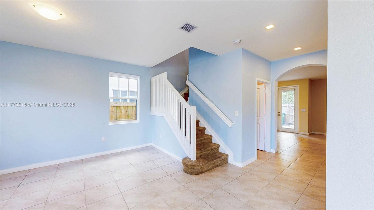 Recently Sold: $499,000 (4 beds, 2 baths, 2264 Square Feet)