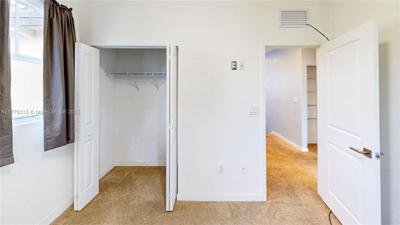 Recently Sold: $499,000 (4 beds, 2 baths, 2264 Square Feet)