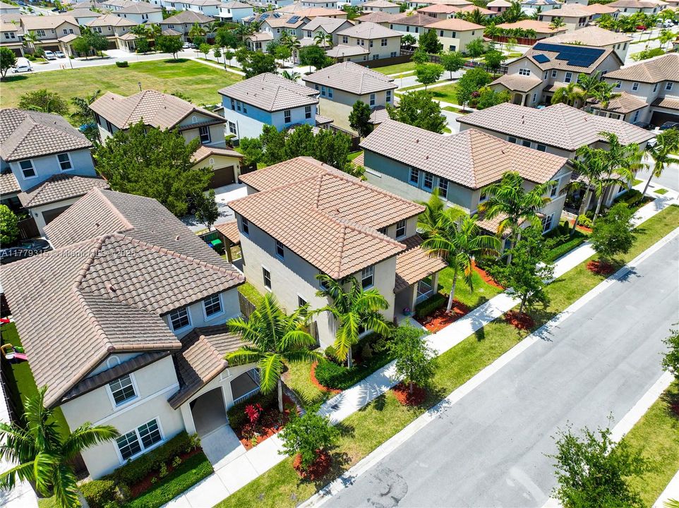 Recently Sold: $499,000 (4 beds, 2 baths, 2264 Square Feet)