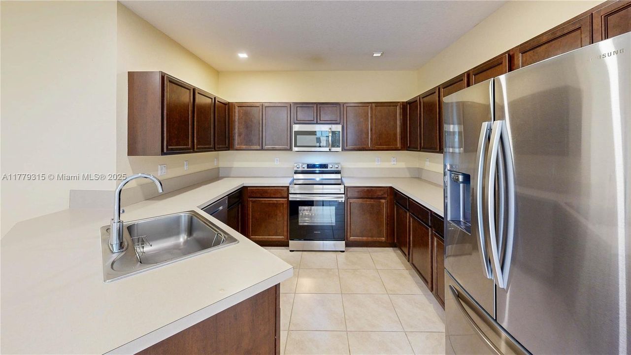 Recently Sold: $499,000 (4 beds, 2 baths, 2264 Square Feet)