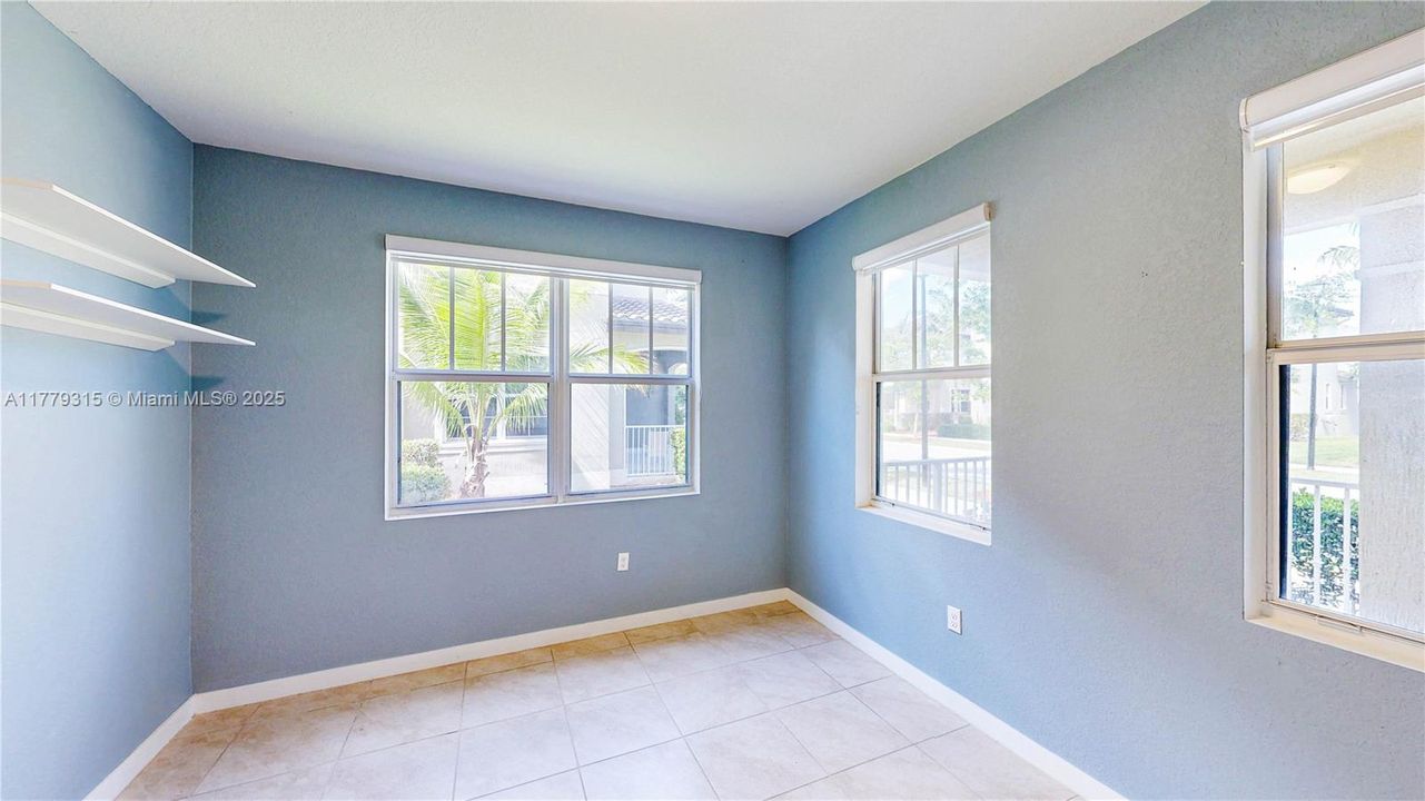 Recently Sold: $499,000 (4 beds, 2 baths, 2264 Square Feet)