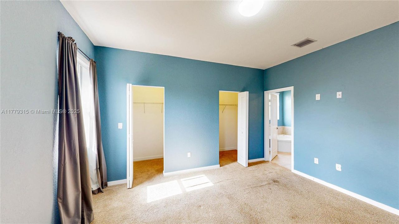 Recently Sold: $499,000 (4 beds, 2 baths, 2264 Square Feet)