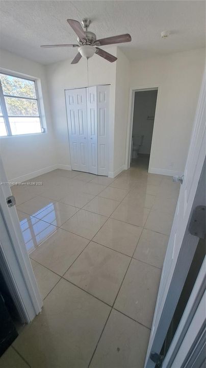 Недавно продано: $530,000 (4 спален, 3 ванн, 1302 Квадратных фут)