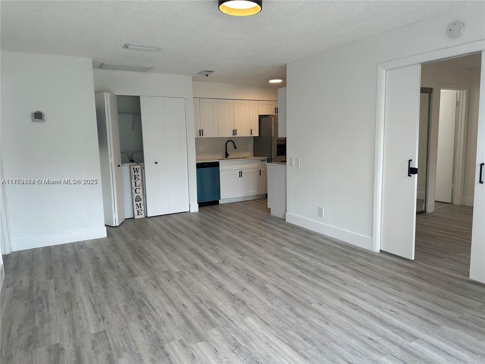Recently Rented: $2,300 (2 beds, 2 baths, 770 Square Feet)