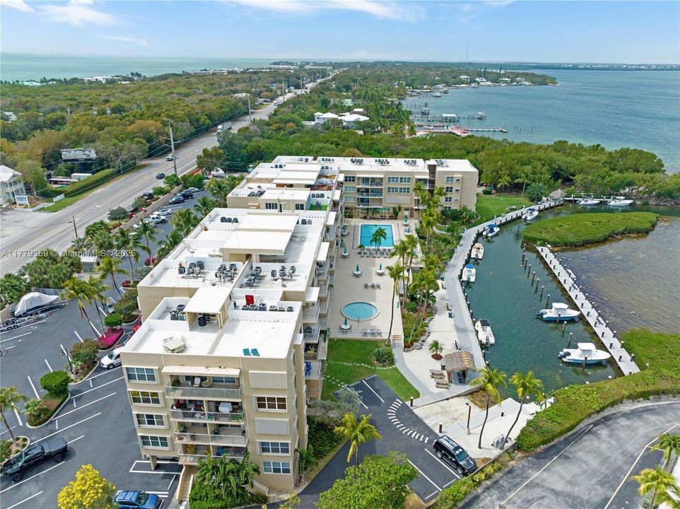 最近售出: $449,000 (2 贝兹, 1 浴室, 794 平方英尺)