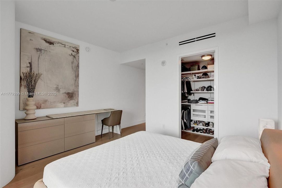 На продажу: $2,775,000 (1 спален, 1 ванн, 1267 Квадратных фут)