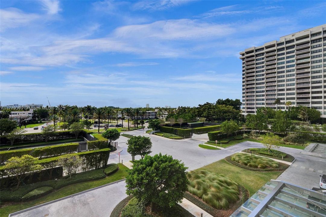 На продажу: $2,775,000 (1 спален, 1 ванн, 1267 Квадратных фут)