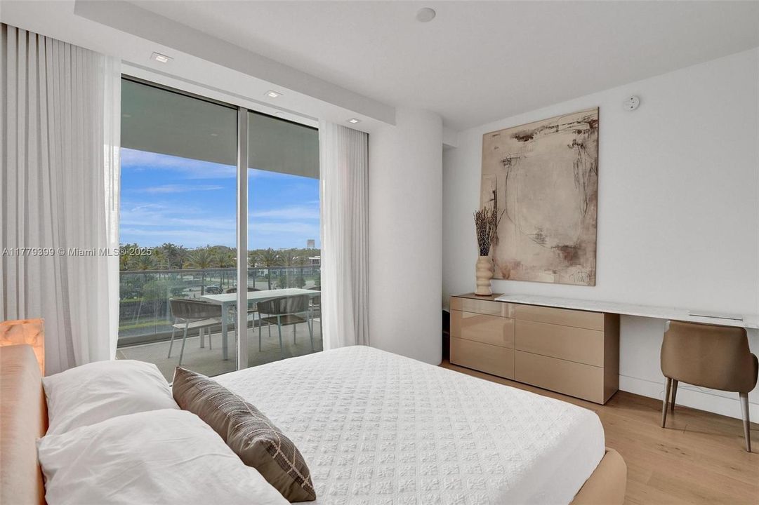 На продажу: $2,775,000 (1 спален, 1 ванн, 1267 Квадратных фут)