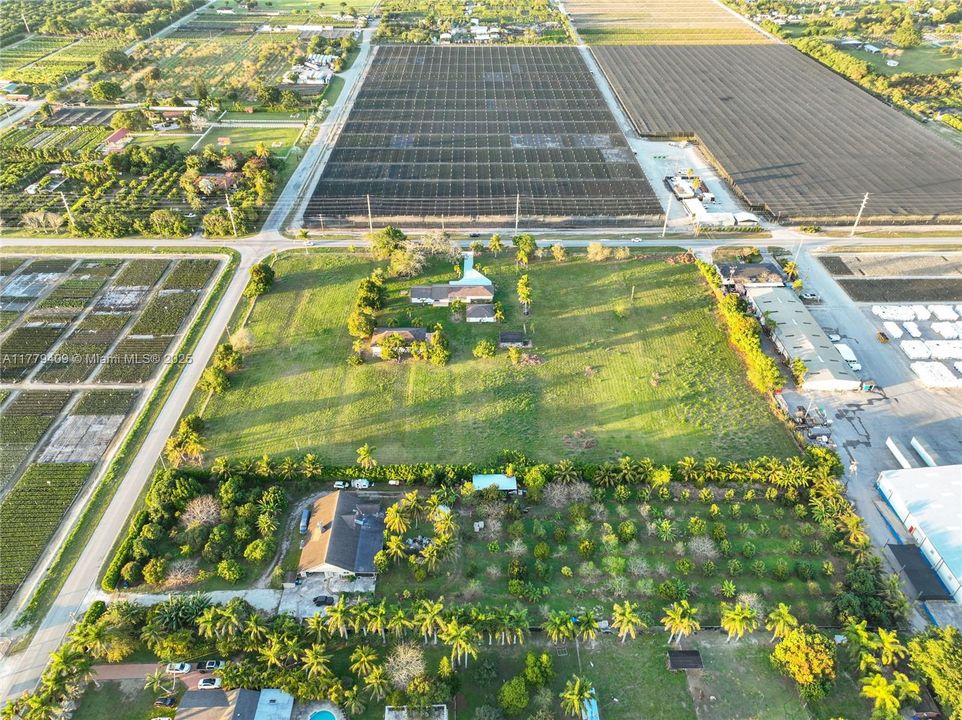 For Rent: $10,500 (4 beds, 3 baths, 2198 Square Feet)