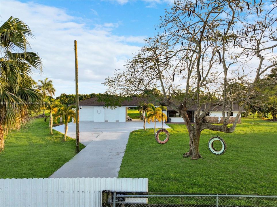 For Rent: $10,500 (4 beds, 3 baths, 2198 Square Feet)