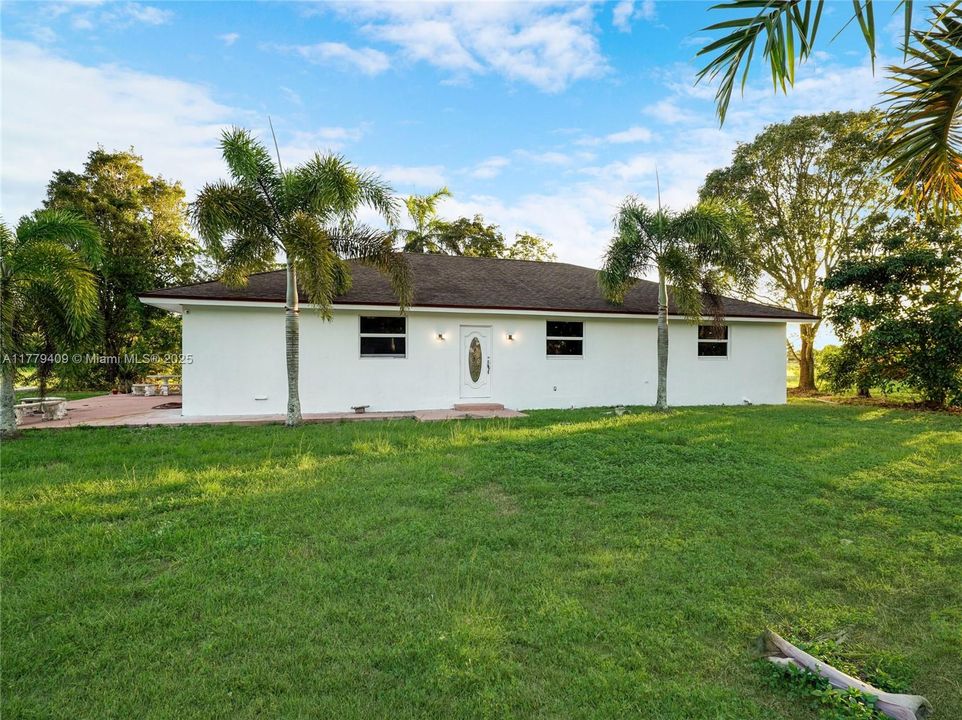 For Rent: $10,500 (4 beds, 3 baths, 2198 Square Feet)