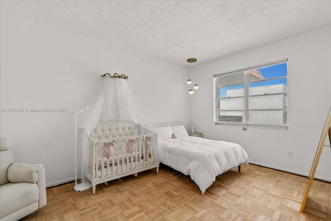 На продажу: $749,000 (2 спален, 2 ванн, 0 Квадратных фут)