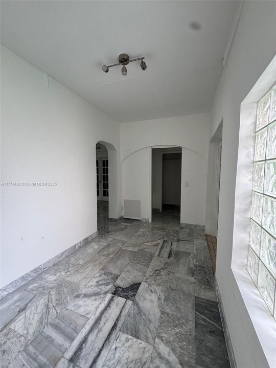 Active With Contract: $1,500,000 (0 beds, 0 baths, 3287 Square Feet)