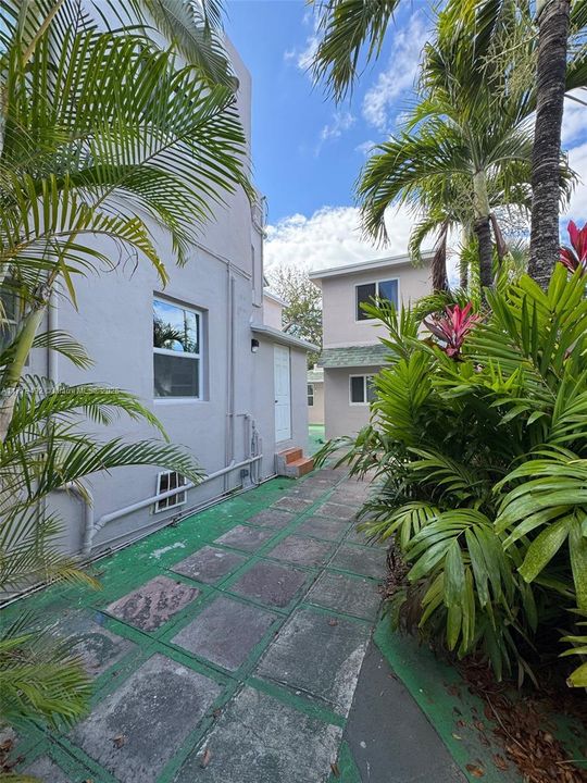 Active With Contract: $1,500,000 (0 beds, 0 baths, 3287 Square Feet)