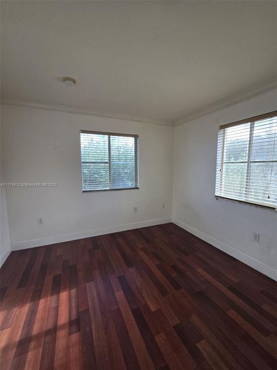 最近租的: $2,900 (3 贝兹, 2 浴室, 1364 平方英尺)