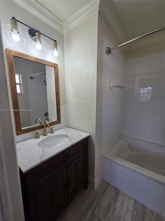 最近租的: $2,900 (3 贝兹, 2 浴室, 1364 平方英尺)