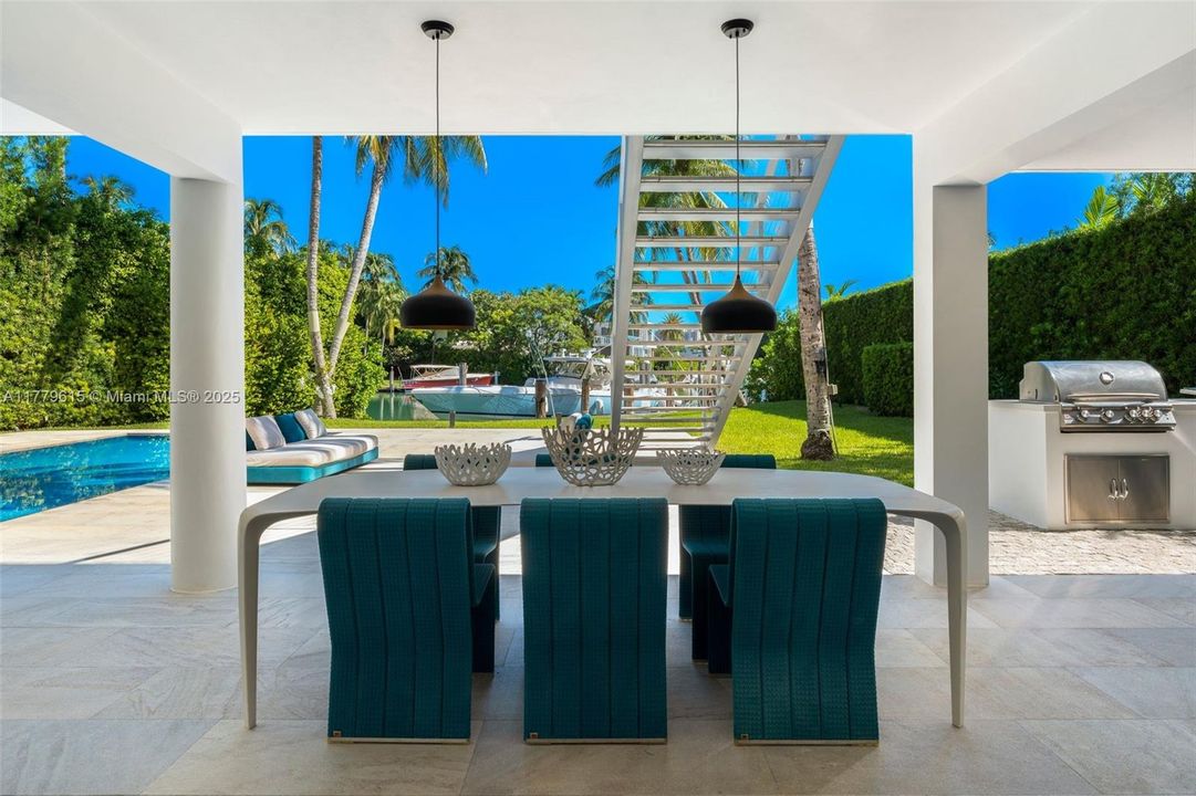 For Sale: $21,780,000 (5 beds, 6 baths, 5940 Square Feet)