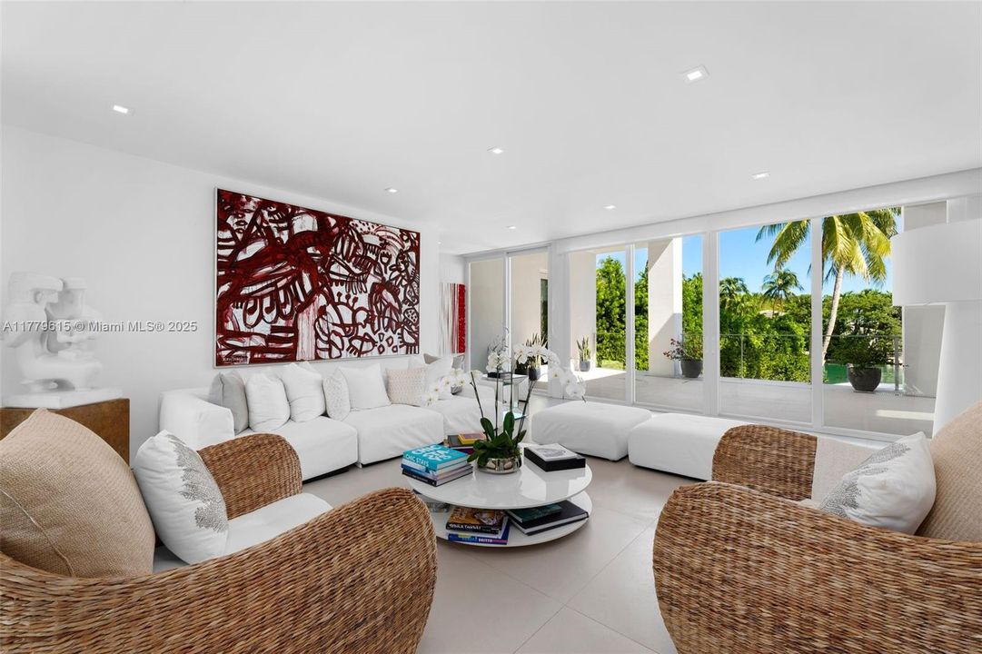 For Sale: $21,780,000 (5 beds, 6 baths, 5940 Square Feet)