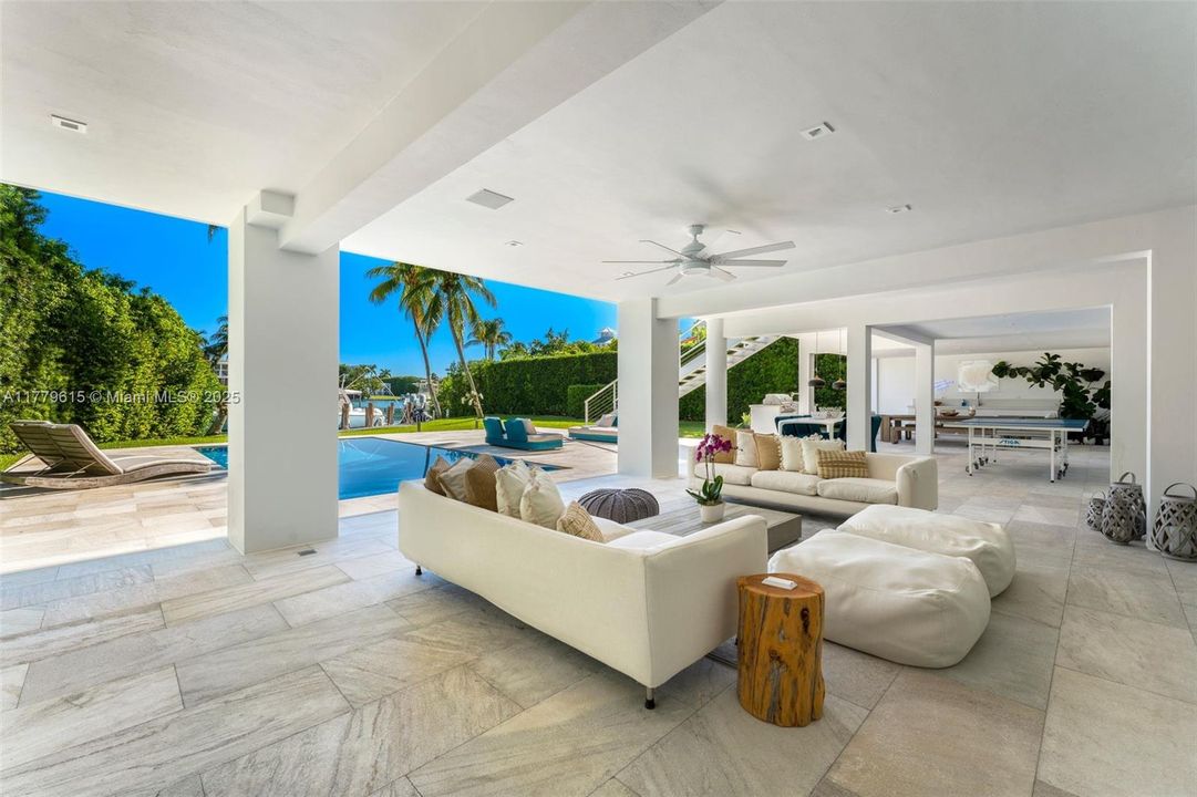 For Sale: $21,780,000 (5 beds, 6 baths, 5940 Square Feet)