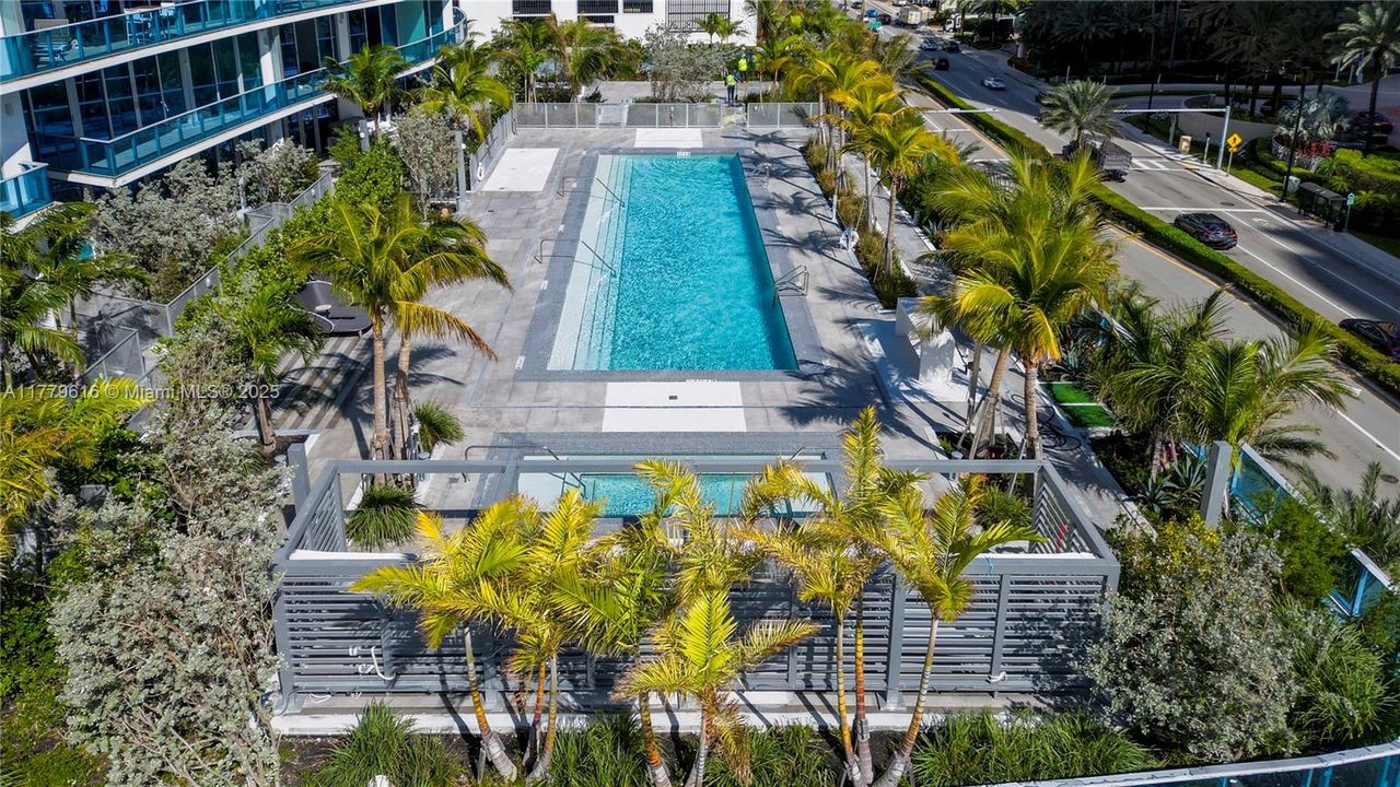 待售: $1,199,000 (2 贝兹, 2 浴室, 1382 平方英尺)