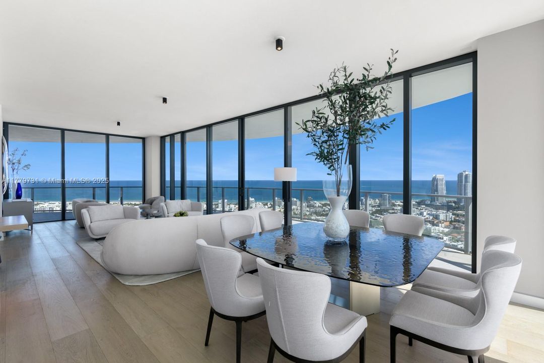 Recently Sold: $7,500,000 (4 beds, 4 baths, 3186 Square Feet)