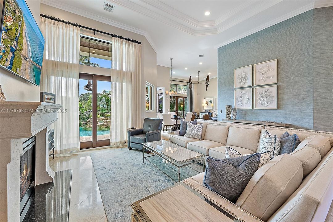 For Sale: $4,200,000 (5 beds, 3 baths, 4032 Square Feet)