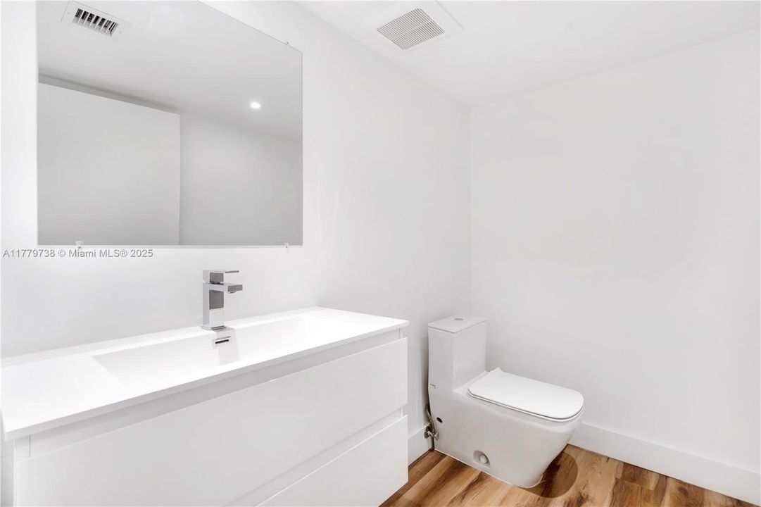 待售: $325,000 (0 贝兹, 0 浴室, 0 平方英尺)