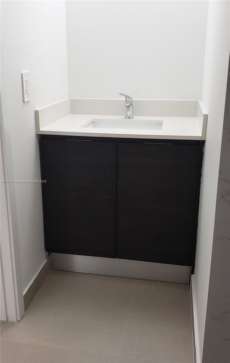 Vendido Recientemente: $430,000 (4 camas, 3 baños, 1760 Pies cuadrados)