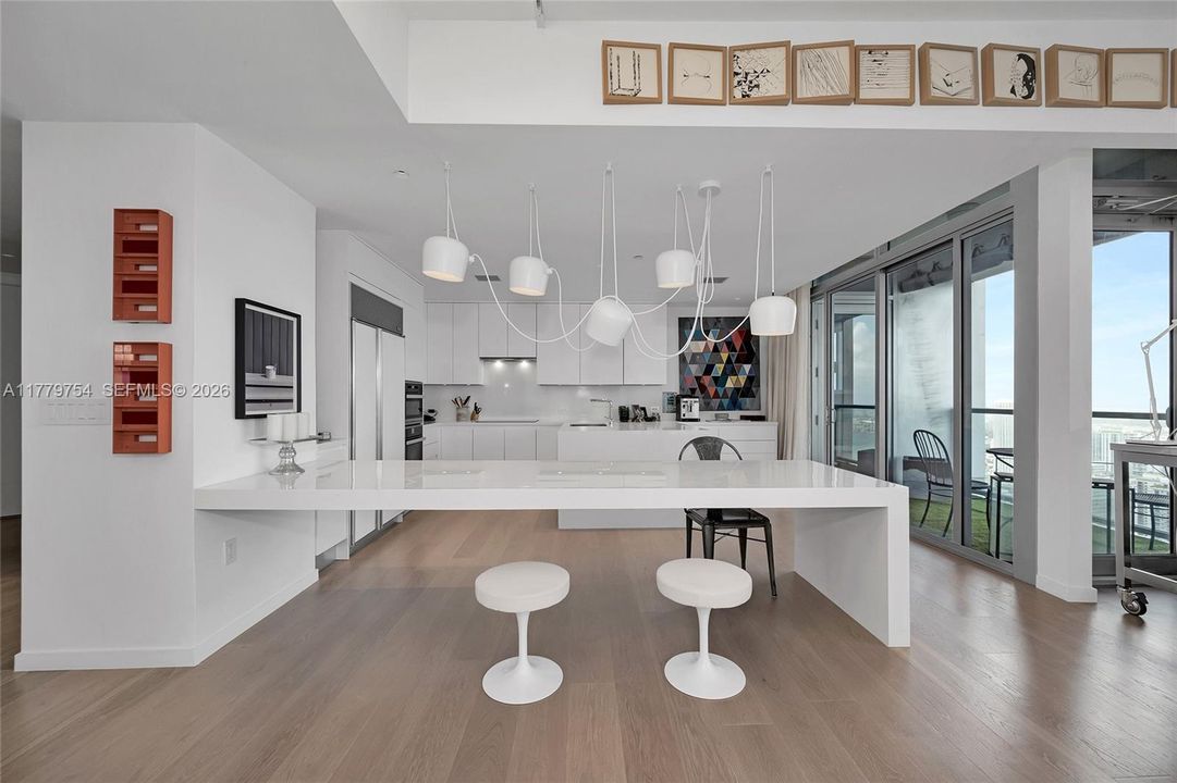 For Sale: $4,650,000 (3 beds, 3 baths, 2738 Square Feet)
