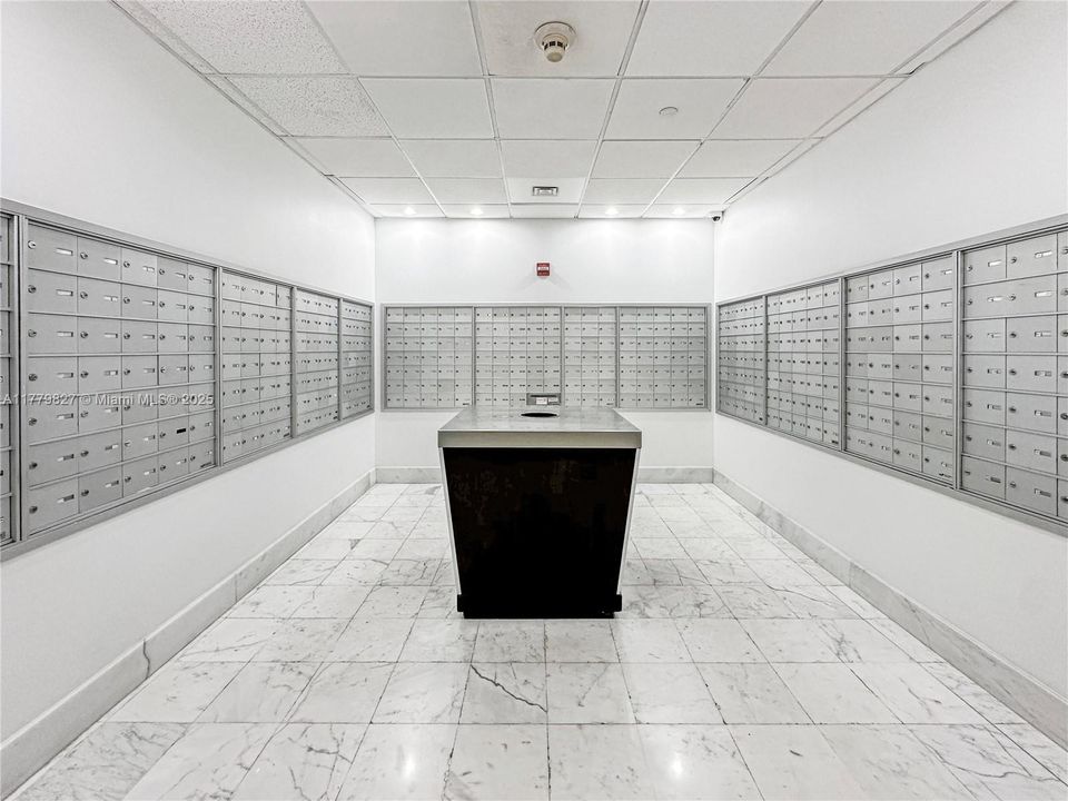 Recently Sold: $349,000 (0 beds, 1 baths, 543 Square Feet)