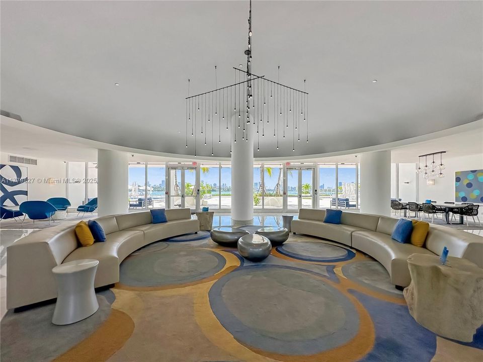 Recently Sold: $349,000 (0 beds, 1 baths, 543 Square Feet)